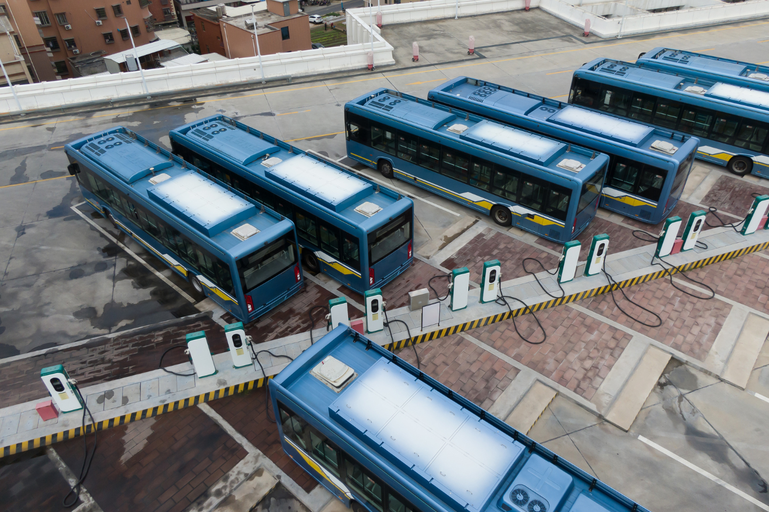 MMR posílá do regionů 800 milionů na ekologickou veřejnou dopravu