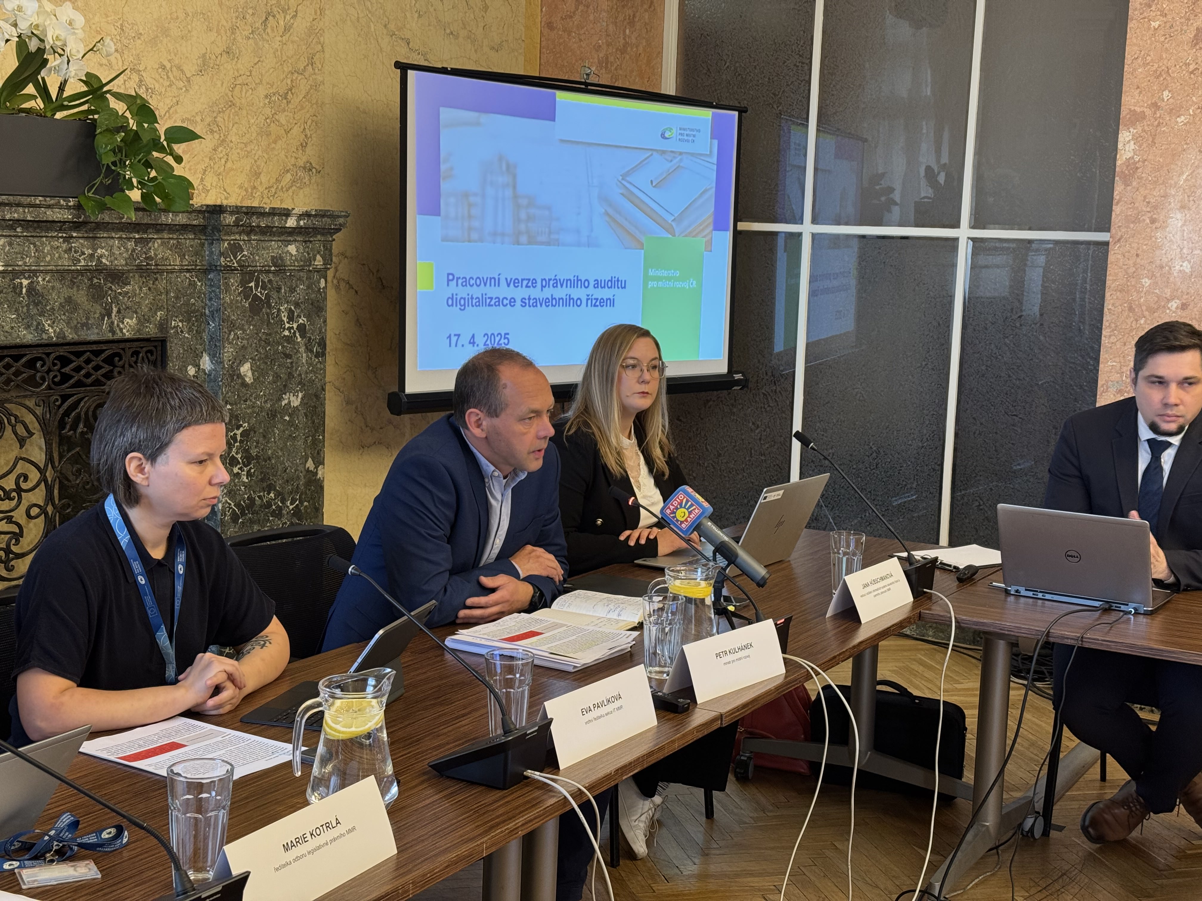 Ministerstvo pro místní rozvoj reaguje na některá klíčová zjištění pracovní verze auditu stavebního řízení