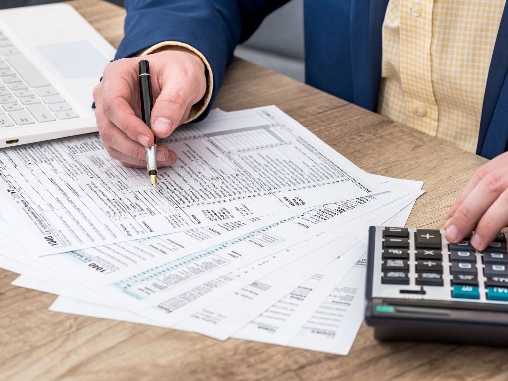 Nová vzorová směrnice MMR obcím zjednoduší zadávání zakázek a sníží riziko chyb